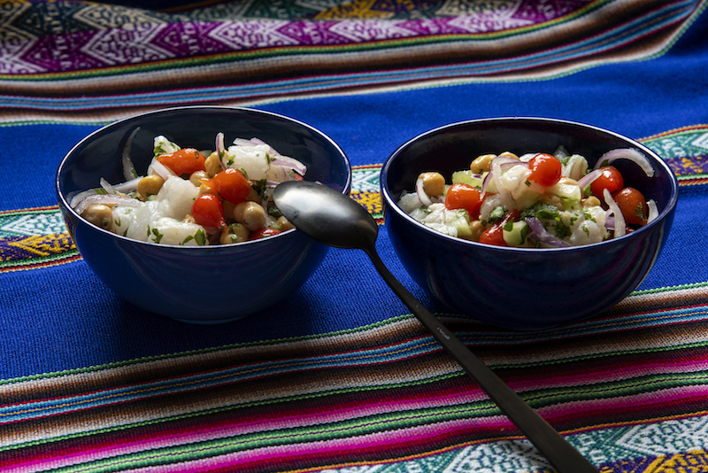 Ceviche de Peixe Achatado, Grão-de-Bico com Mel de Gengibre