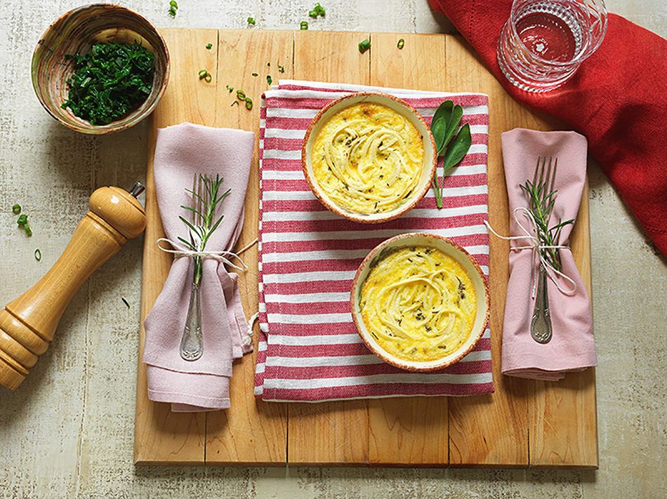 Flan de Espaguete de Pupunha com Espinafre Refogado