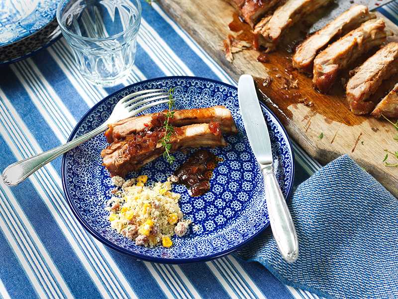 Costelinha Suína com Molho de Cachaça