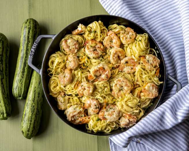 Linguine com Abobrinha e Camarão