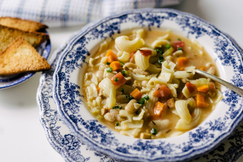 Pasta e Fagioli (Sopa Italiana de Massa e Feijão)