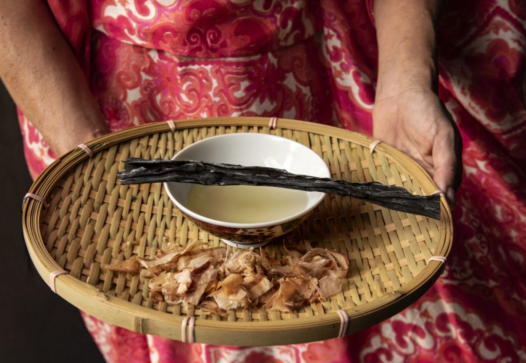 No Japão, sushi não é o nosso feijão com arroz