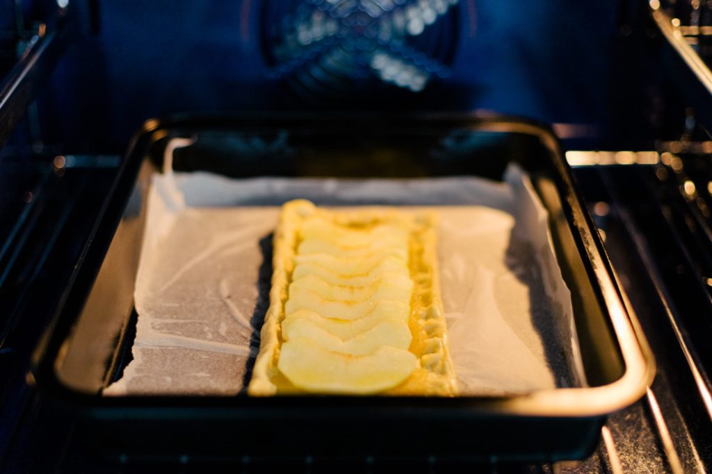 Tarte Fine aux Pommes