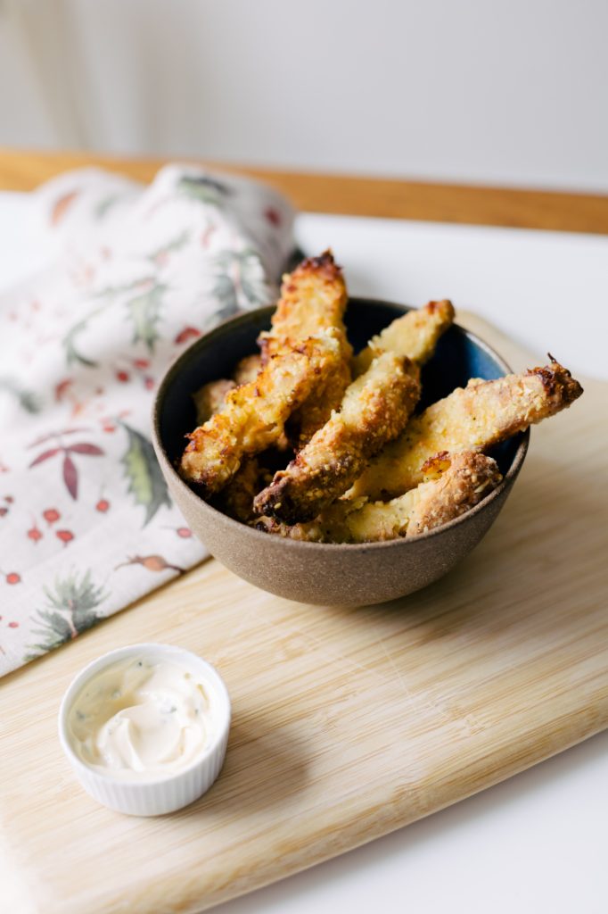 Tirinhas de Frango com Queijo Ralado Superfácil na Air Fryer