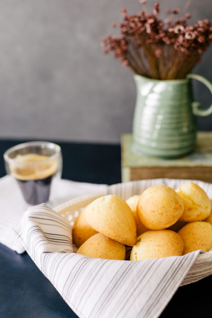 Pão de Queijo Fácil na Air Fryer