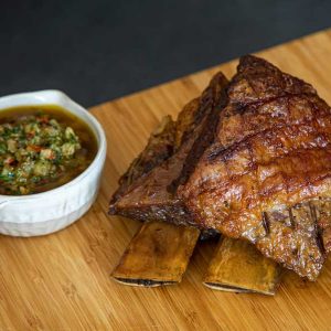 Costela Janela Assada com Chimichurri de Abacaxi