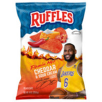 Ruffles Potato Chips, Cheddar & Sour Cream Flavored, Flamin' Hot - 8 Ounce