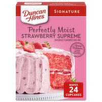 Duncan Hines Signature Perfectly Moist Strawberry Supreme Naturally Flavored Cake Mix - 15.25 Ounce 