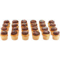 Brookshire's White Cupcakes with Chocolate Icing - 1 Each 