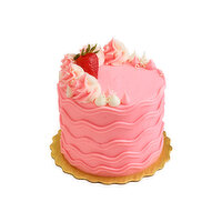 Fresh Gourmet Strawberry Cake