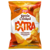 Lay's Potato Chips, Extreme Cheddar Flavored, Kettle Cooked, Extra - 7.75 Ounce 