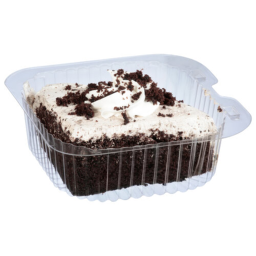 Fresh Cookies 'N Cream Cake Slice