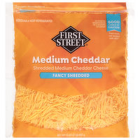 First Street Fancy Shredded Cheese, Medium Cheddar, 32 Ounce