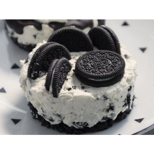 Royale Desserts Oreo Cheesecake