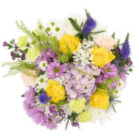 Cub Floral Spring Elegance Bouquet, 1 Each