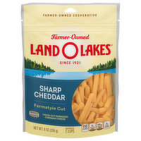 Land O Lakes Sharp Cheddar, 8 Ounce