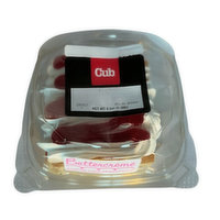 Cub Bakery Strawberry Buttercreme Cake Slice, 1 Each