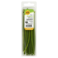 Wild Harvest Chives, Organic, Fresh, 0.25 Ounce