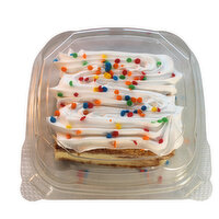 Cub Bakery Marble Cake Slice with Buttercream, 1 Each