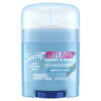 Secret Outlast Outlast Invisible Solid Antiperspirant Deodorant for Women, Completely Clean Scent, 2.6 oz, 0.5 Ounce