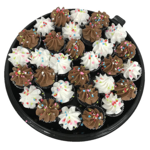 Cub Mini Cupcakes 30 Count 