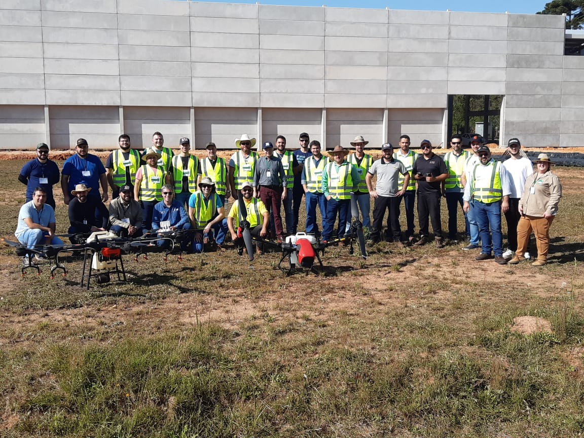 Curso é homologado pelo Ministério da Agricultura e podem se inscrever interessados em trabalhar neste setor como gestores, pilotos e auxiliares de aplicação; Foto: Divulgação