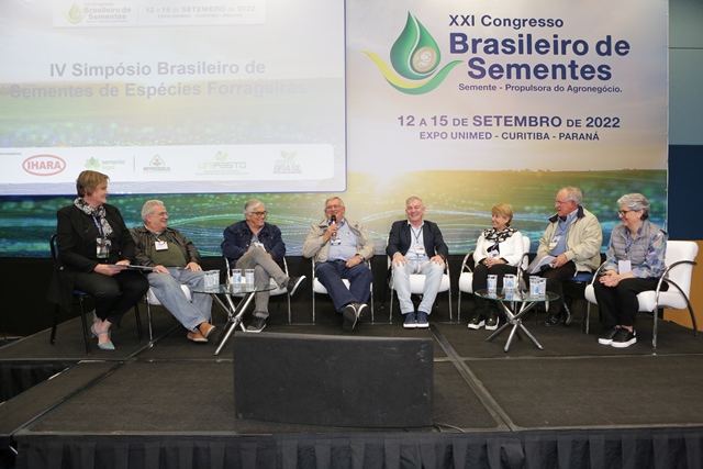 Com uma programação robusta, o evento reuniu estudantes, pesquisadores e representantes do mercado. - Foto: Divulgação