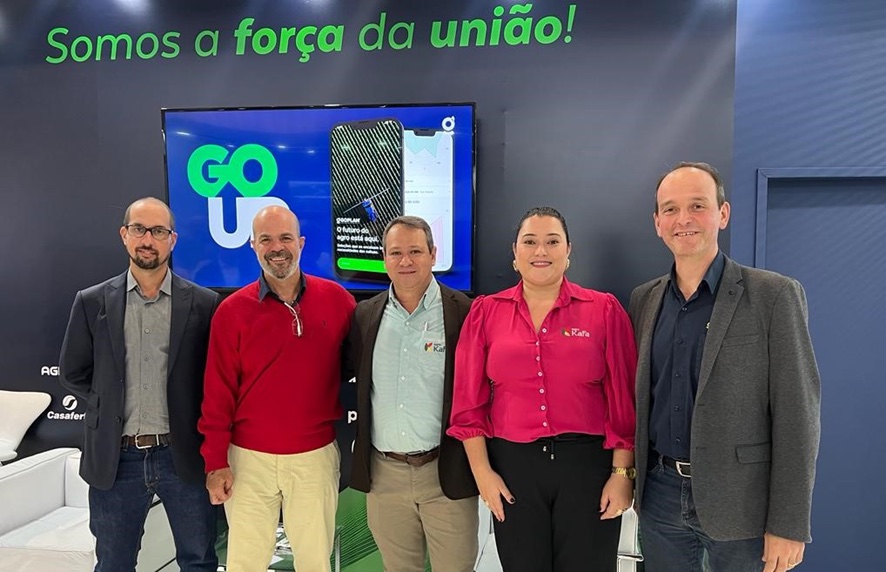 André Rodrigues Alves (Goplan), Carlos Renato Brega (CEO da Goplan) Kassio Fonseca (sócio-fundador da Agro Kafa), Lena Oliveira (Agro Kafa) e Eduardo Gobbo (Goplan)