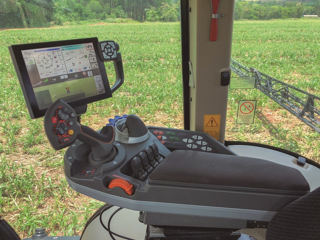 On the right side of the cabin is the console with the main operation and spraying controls, as well as the main monitor and a secondary monitor that holds up to six cameras.