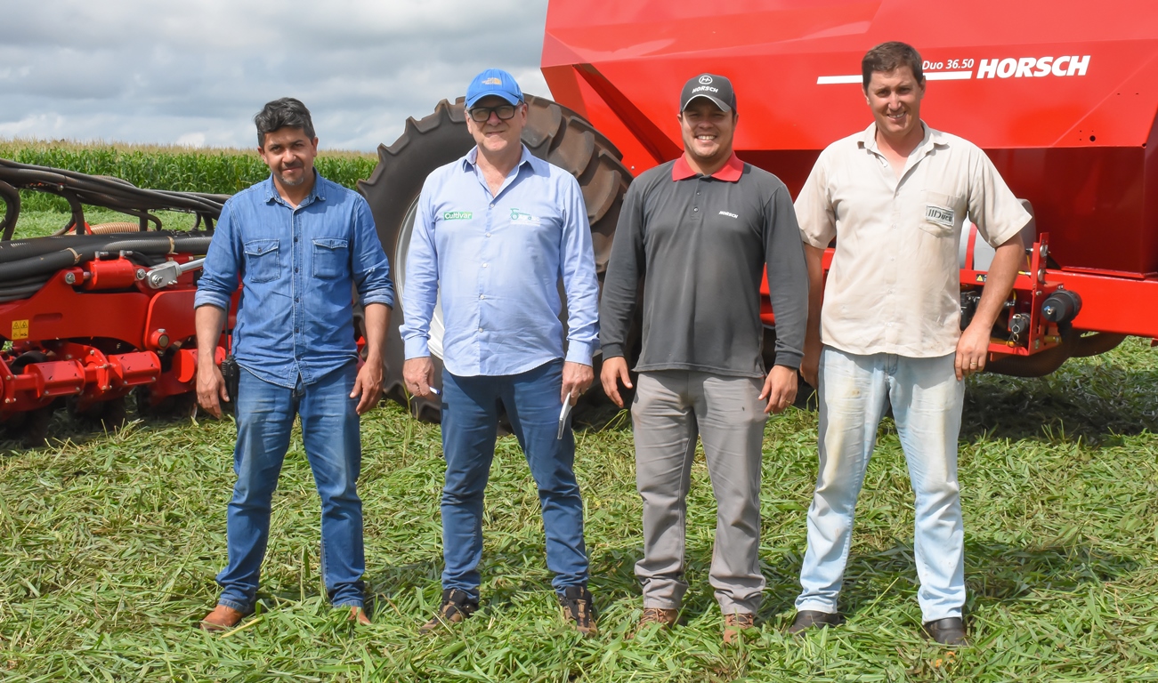 O Test Drive foi realizado no município de Terenos (MS), com o apoio do pessoal da Fazenda Jaraguá e da HORSCH