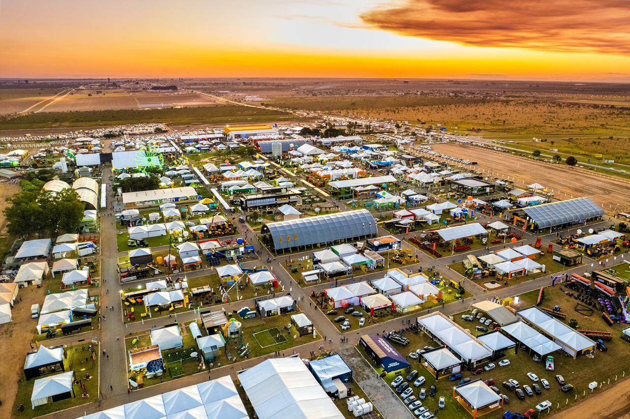 Empresas dos setores de armazenamento e estoque de grãos, irrigação, energia solar e insumos impulsionaram as vendas&nbsp;