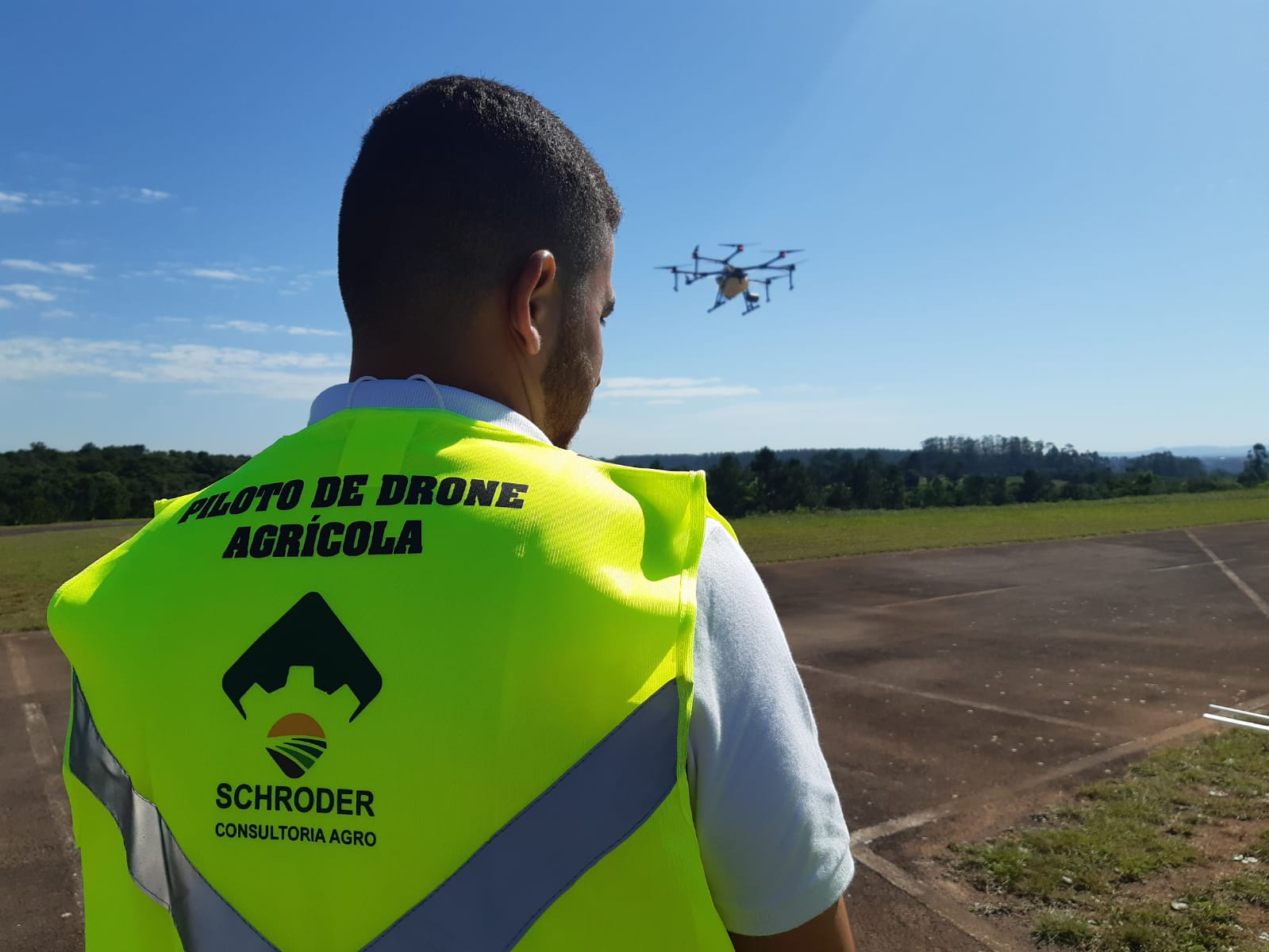 No evento, a consultoria lançará novas edições do curso para formação de pilotos de drones, que já qualificou mais de 250 profissionais. - Foto: Divulgação