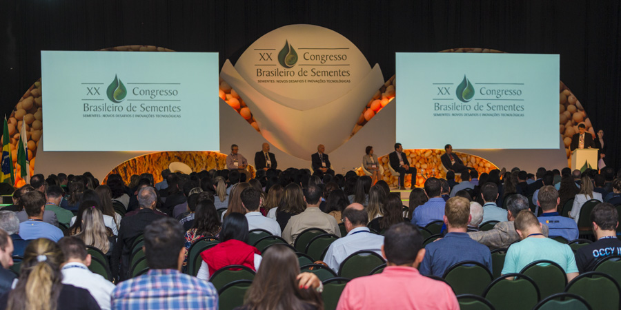 Evento vai até quinta-feira; na pauta os principais temas que movimentam a pesquisa e o mercado de produção de sementes. - Foto: Divulgação