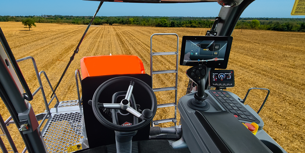 O Accura 8.0 HD é equipado com o terminal virtual Trimble GFX -750 de 10.1 polegadas e pacote de agricultura de precisão