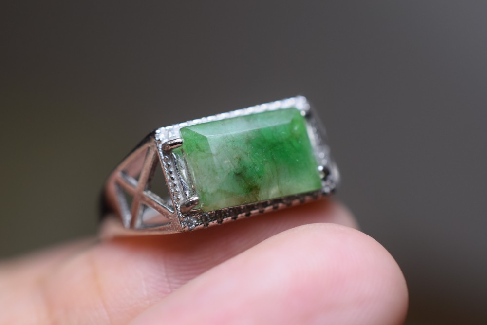 ARG23-154 美品 シルバー 天然 緑 翡翠 リング 指輪 メンズ フリーサイズ 息子 彼氏 プレゼント