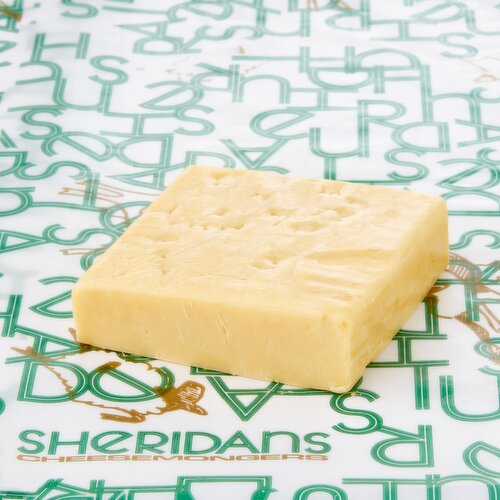 <b>Features</b><br/>Pasteirised cow's milk<br/>Rich, Creamy<br/><br/><b>Pack Size</b><br/>200g ℮<br/><br/><br/><b>Ingredients</b><br/>(<span style='font-weight: bold;'>MILK</span>)<br/>Salt<br/>Starter Culture<br/>Vegetarian Rennet<br/><br/><b>Storage Type</b><br/>Chilled<br/><br/><b>Storage and Usage Statements</b><br/>Keep Refrigerated<br/><br/><b>Storage</b><br/>Keep Refrigerated<br/><br/><b>Origin</b><br/>Made in Ballineen Co. Cork<br/><br/><b>Company Address</b><br/>Pottleragh<br/>
Kells,<br/>
Co. Meath.<br/><br/><b>Return To</b><br/>Pottleragh,<br/>
Kells,<br/>
Co. Meath.<br/>