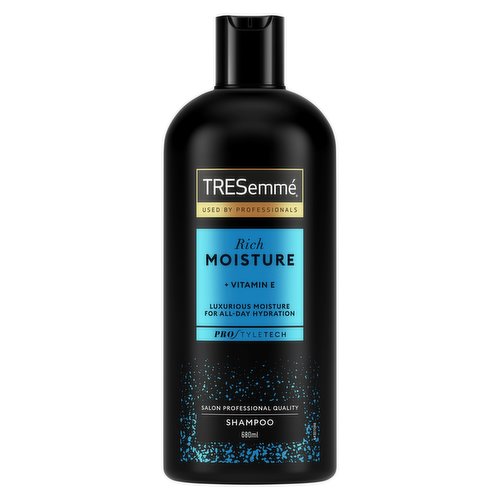 TRESemme  Shampoo Rich Moisture 680 ml 
