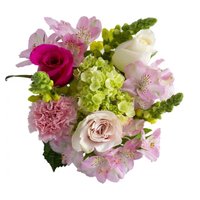 Signature Bouquet, 11-stems, 1 Each