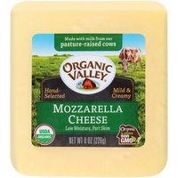 Organic Valley Mozzarella Cheese, 8 Ounce