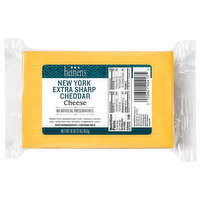 Heinen's New York Extra Sharp Cheddar Cheese, 16 Ounce