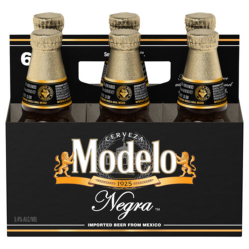 Modelo Negra Mexican Amber Lager Beer Bottles