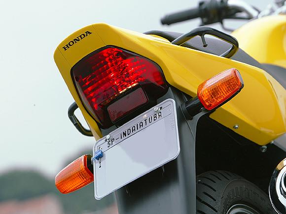 Motos Até 5 Mil Reais: CBx Twister 250 2008 - Veja Ficha Técnica e Muito  Mais #1 