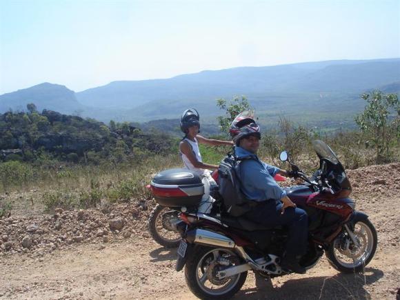 Aventura de moto por encantos de Minas Gerais