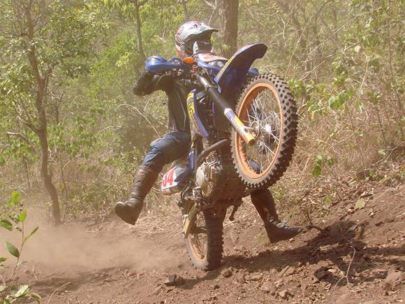 Dirio de um piloto-fotgrafo de enduro