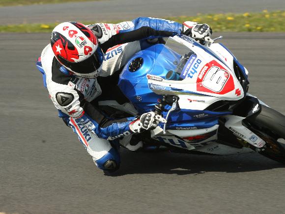 A mais perigosa corrida de motos do mundo:(Isle Of Man TT- 2012