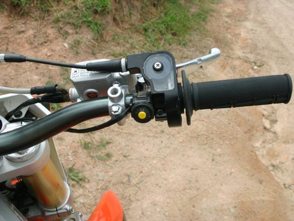 Testamos a XM 250 R, modelo off road da X-Motos - moto.com.br