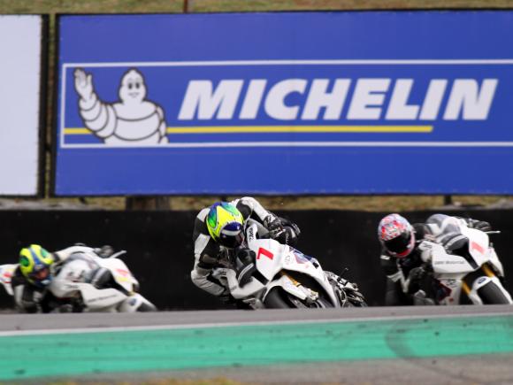 Tragédia no Brasil: dois pilotos morrem em corrida do Moto 1000 GP