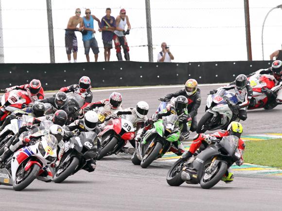 SBK Brasil: Competição de motos agita Interlagos - moto.com.br