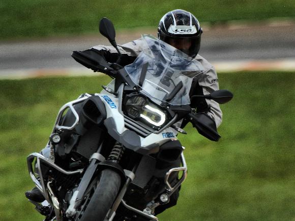 G1 - Nova BMW R 1200 GS Adventure chega ao Brasil por R$ 87.900