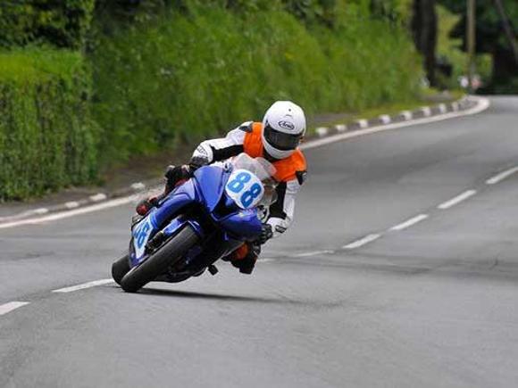 Morre segundo piloto vítima de acidente em corrida de motos em